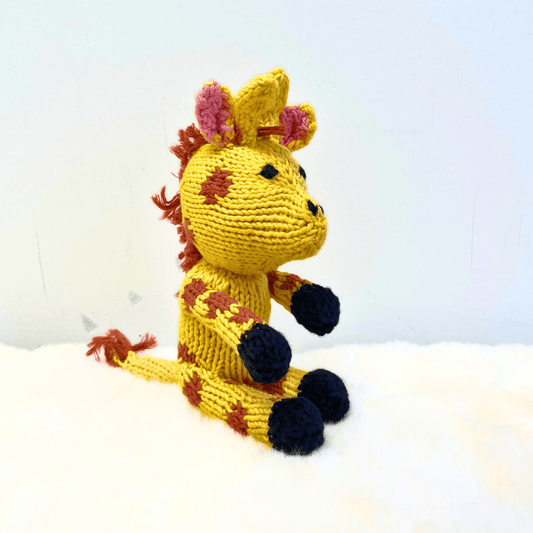 Baby Knit Buddy | Jerry the Giraffe finn + emma