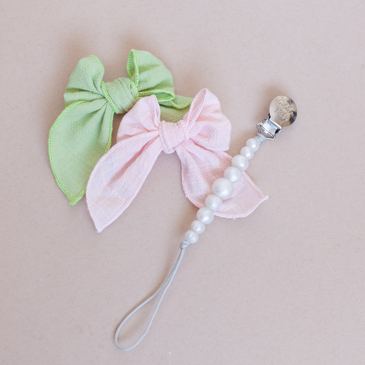 Baby Strand Clip // Pearl Golden Baby