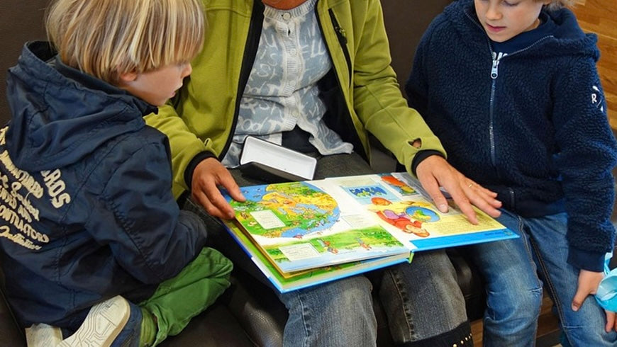 board book kids and mom