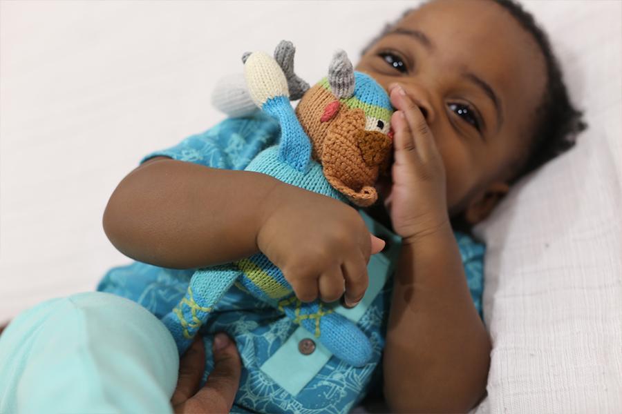 organic baby clothes make the perfect organic baby gifts