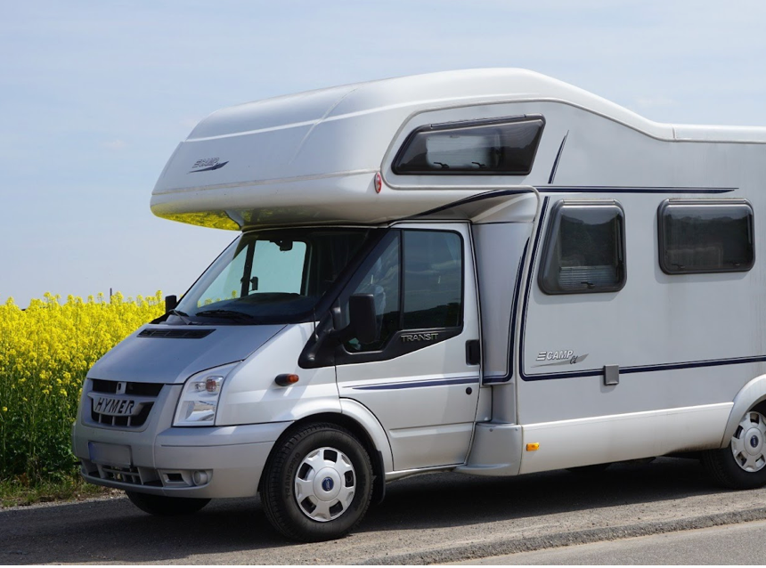 Navigating the Market: How to Sell Your Mobile Home in a Competitive Environment