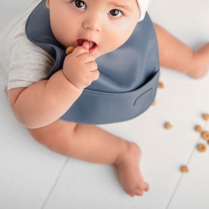 Baby Classic - Set of Soft Vegan Leather Easy Clean Bibs 0-12 Months Bleu La La