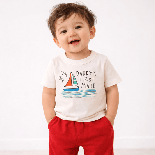 Baby graphic tee | daddy's first mate finn + emma