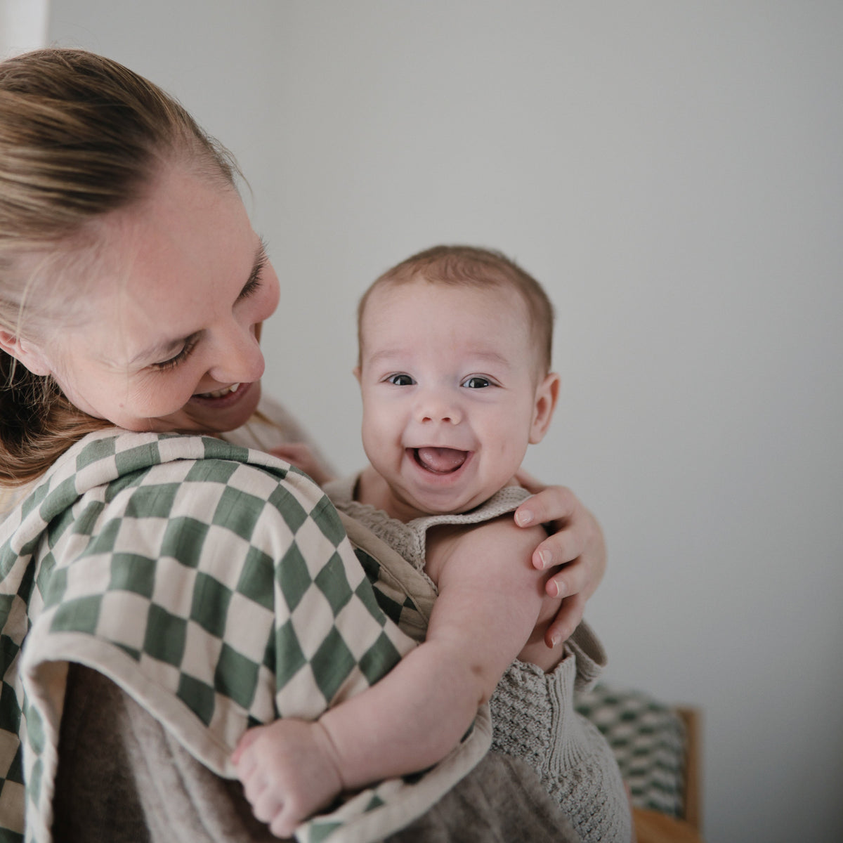 Baby Organic Cotton Muslin Burp Cloth 2-Pack Mushie