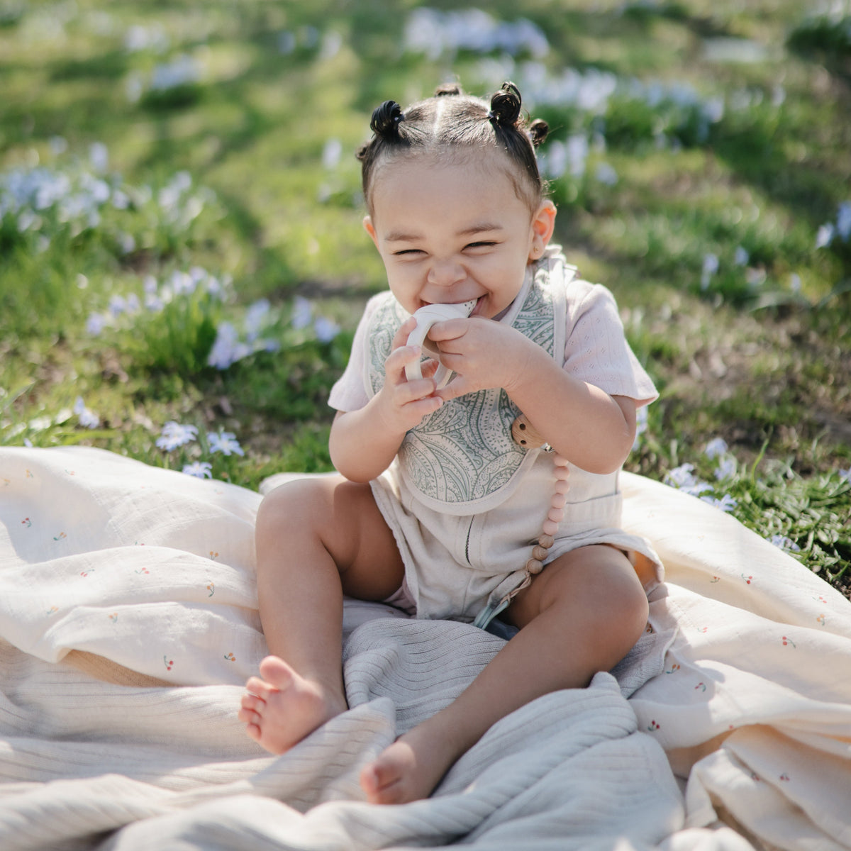 Baby Muslin Bib Mushie
