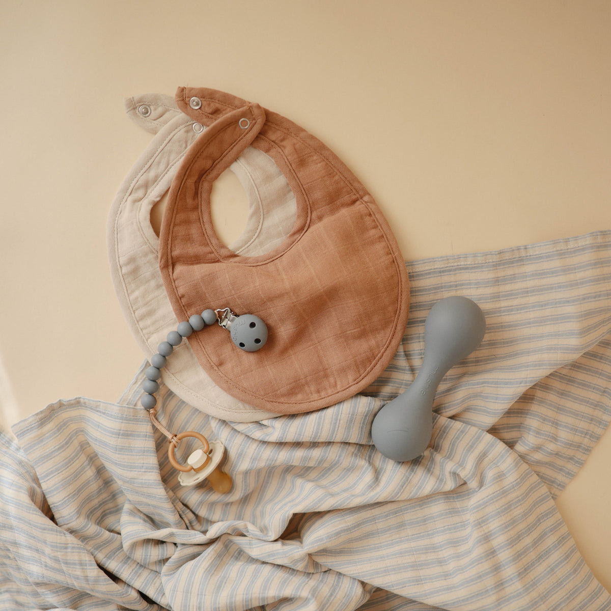 Baby Muslin Bib Mushie