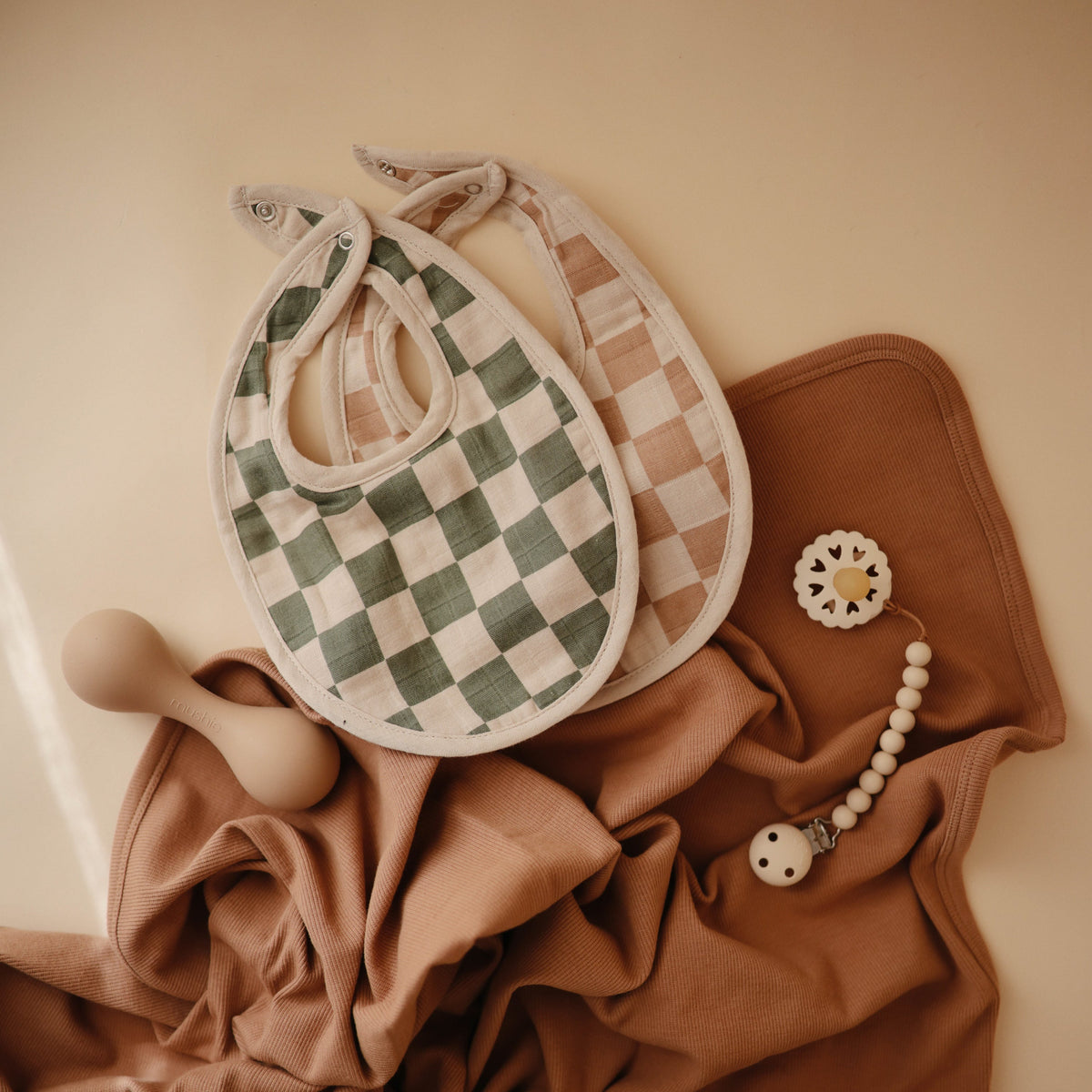 Baby Muslin Bib Mushie