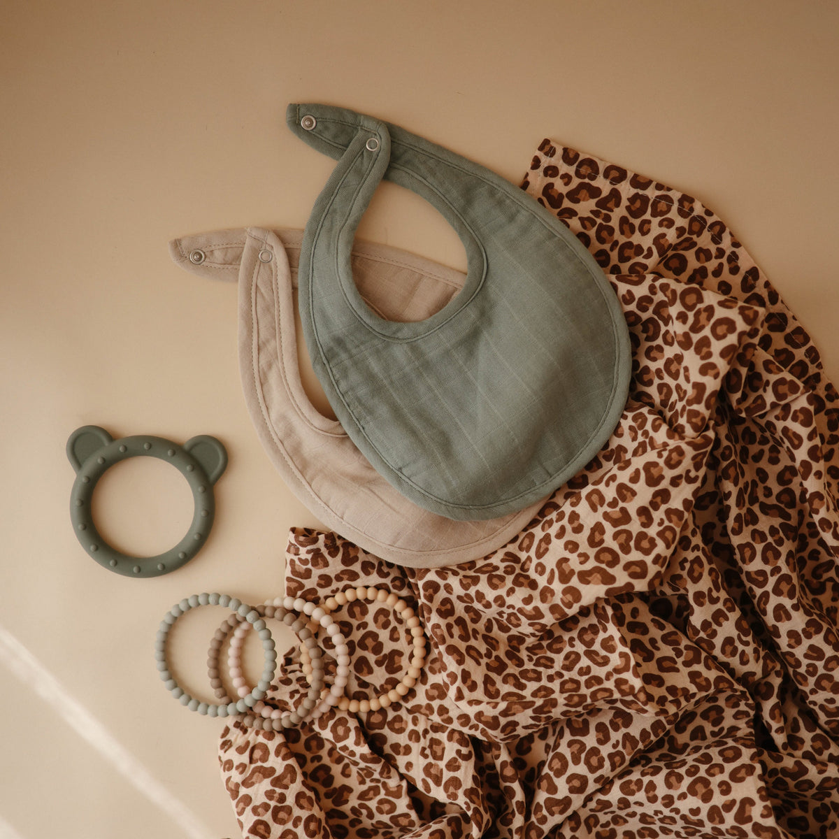 Baby Muslin Bib Mushie