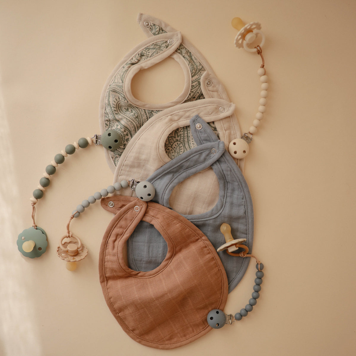 Baby Muslin Bib Mushie