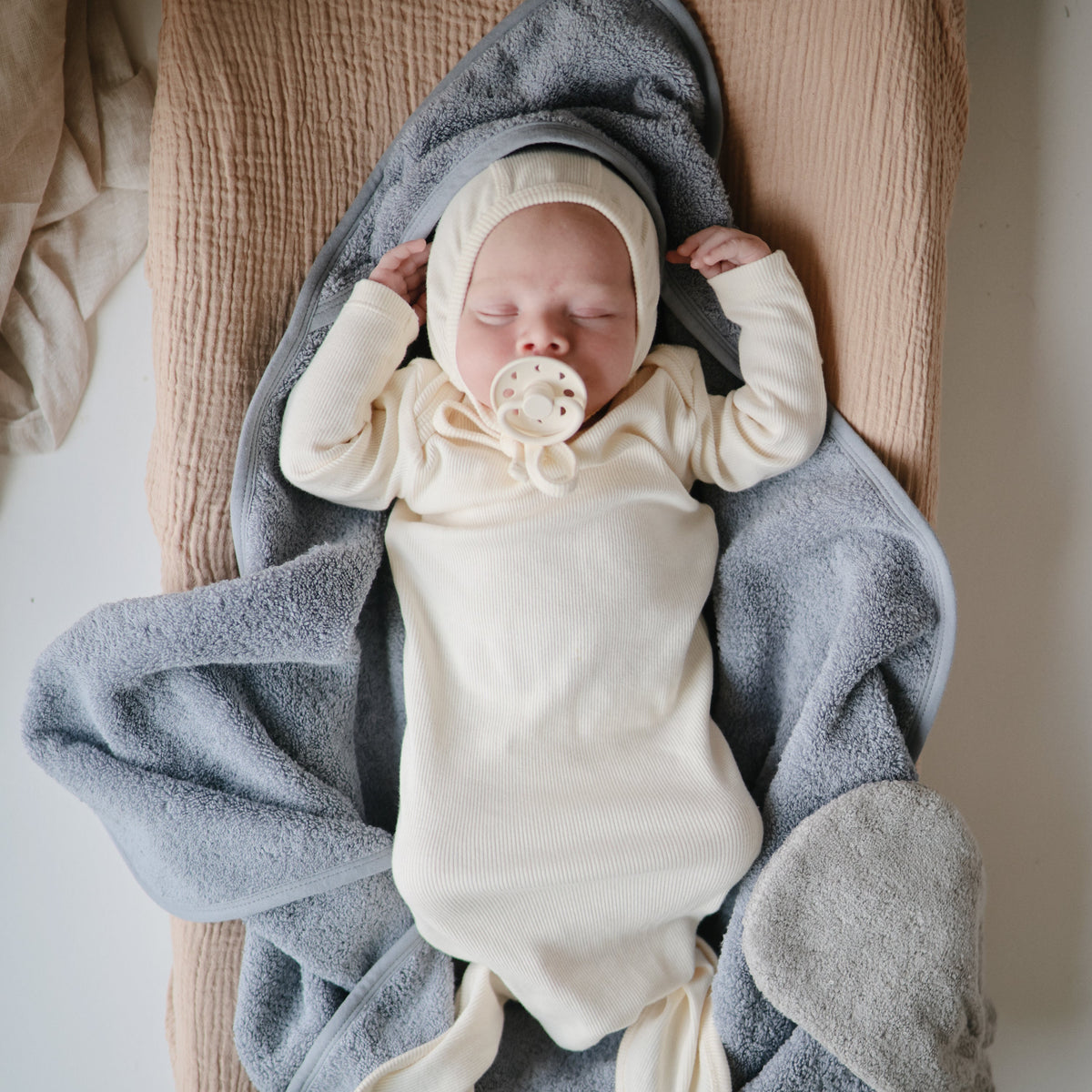 Baby Organic Cotton Baby Hooded Towel Mushie