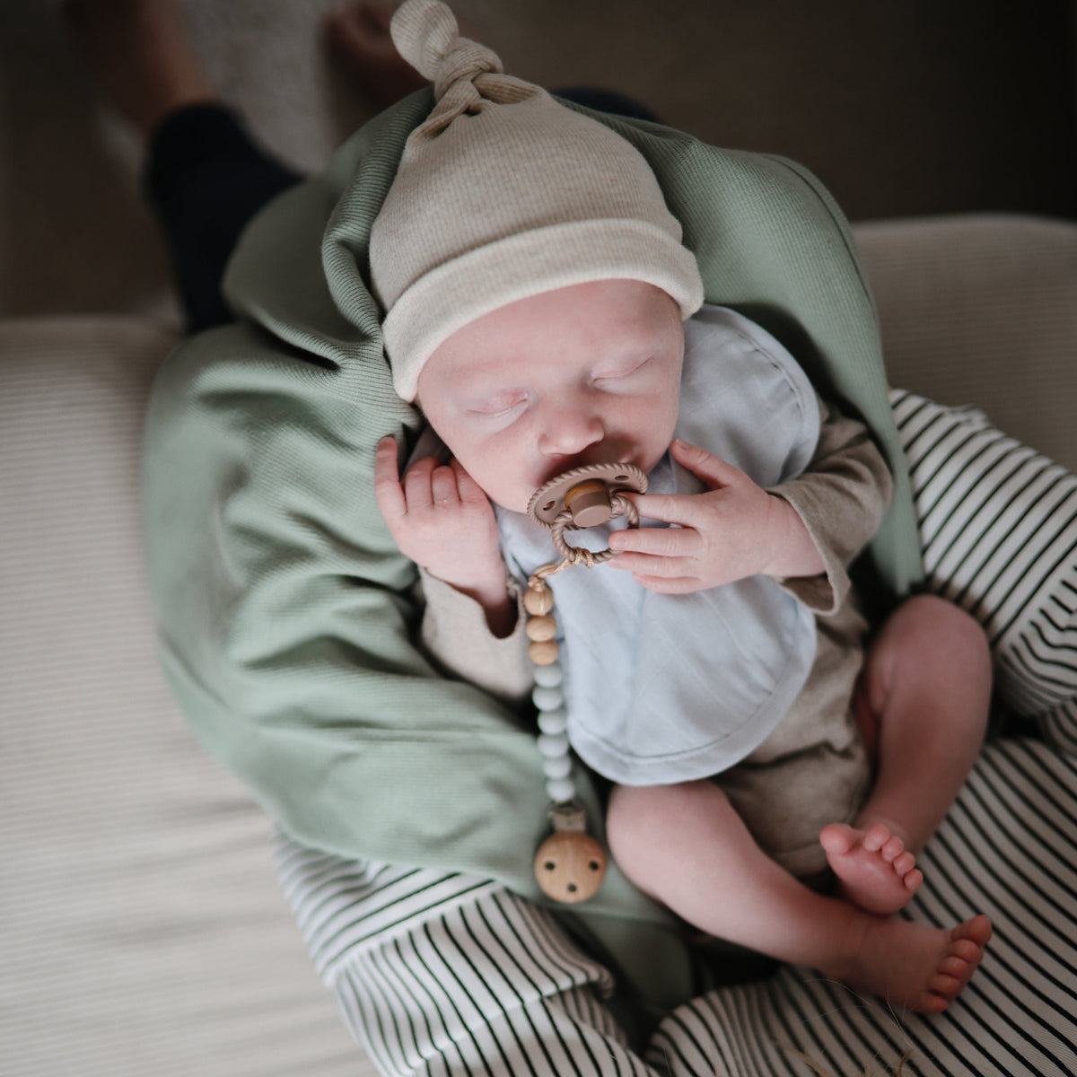 Baby Muslin Bib Mushie