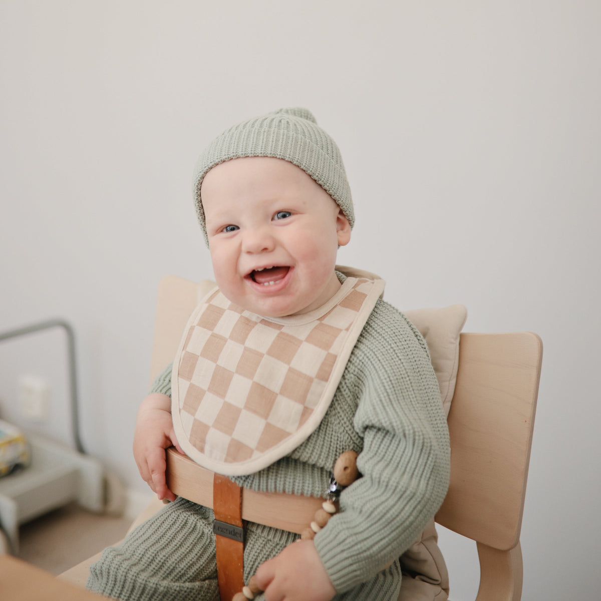 Baby Muslin Bib Mushie
