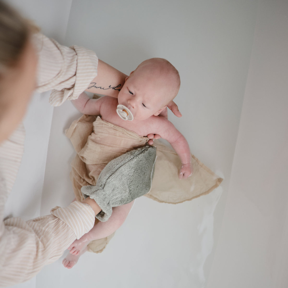 Baby Organic Cotton Bath Mitt Mushie