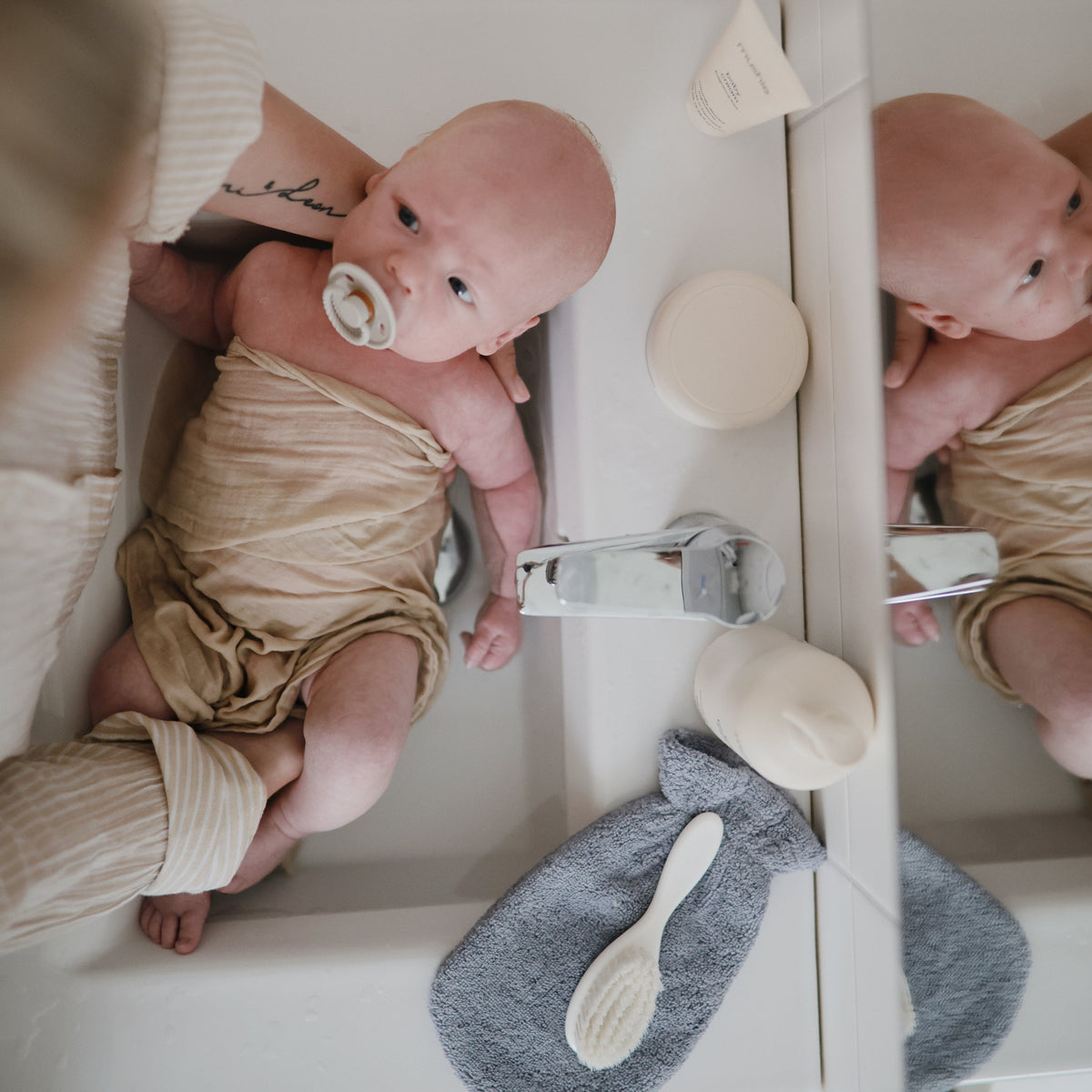 Baby Organic Cotton Bath Mitt Mushie