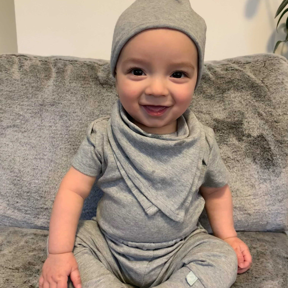 Baby basics lap shoulder | heather finn + emma