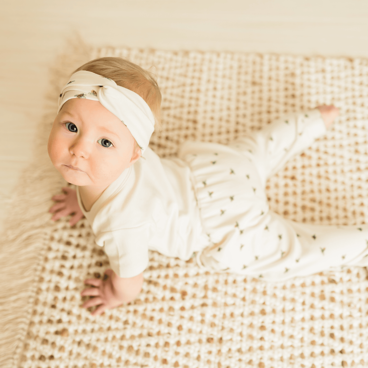 Baby lounge pants | busy bees finn + emma