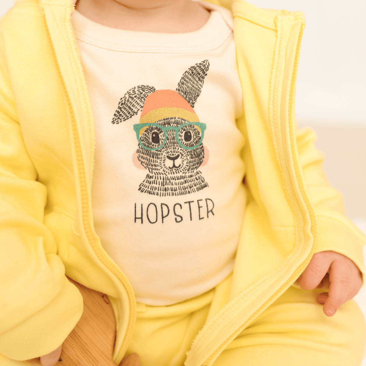Baby graphic bodysuit | hopster finn + emma