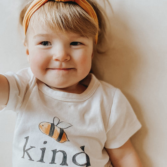 Baby graphic tee | bumble bee kind finn + emma